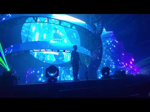 Ilan Bluestone LA 11/20/2021 21:52 – Love is a Drug