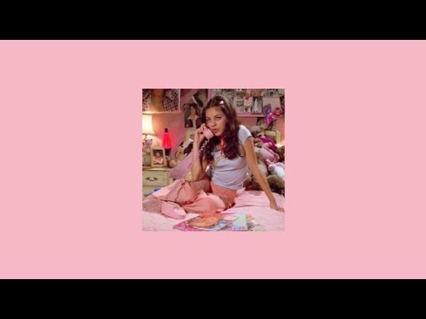 Trending Early 2000s Songs – Y2K baddie playlist