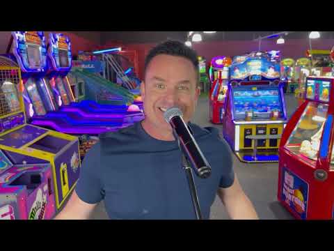 80s Pop Shop Medley – Desmond Wells