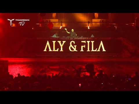 Aly & Fila play 'Luke Bond – On Fire (Aly & Fila Remix)' (Live at Transmission Melbourne 2017)
