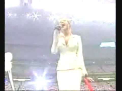 Beyonce Knowles singing the Star Spangled Banner!