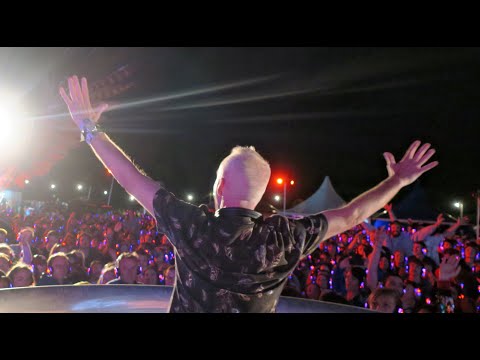 FATBOY SLIM GLASTONBURY 2019 CINERAMAGEDDON – RIGHT HERE RIGHT NOW