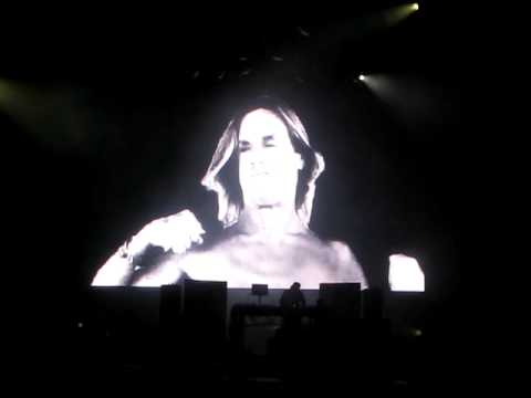 Fatboy Slim (He's Frank) live @ Paléo 2009