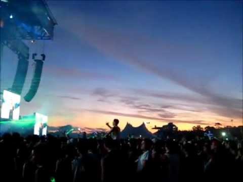 Fatboy Slim Live at Future Music Festival Melbourne 2012