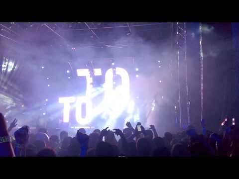 FatBoy Slim Live at Wavefront 2013 Chicago