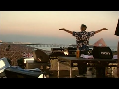 FATBOY SLIM LIVE @ Big Beach Boutique | Brighton Beach 2002 | Electronic Dance Music #shorts