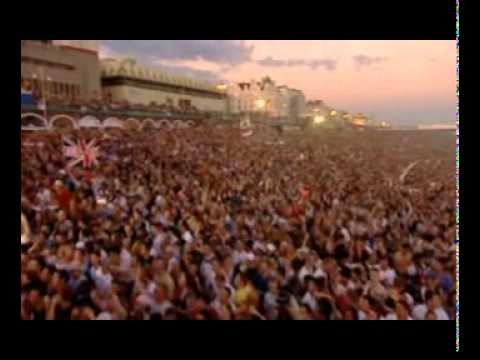 Fatboy Slim live on Brighton Beach