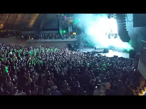 Fatboy Slim Live! Red Light! Green Light!