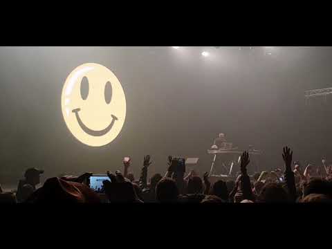 Fatboy Slim – Praise You Live Seine Musicale Paris 20190406 011531 HD