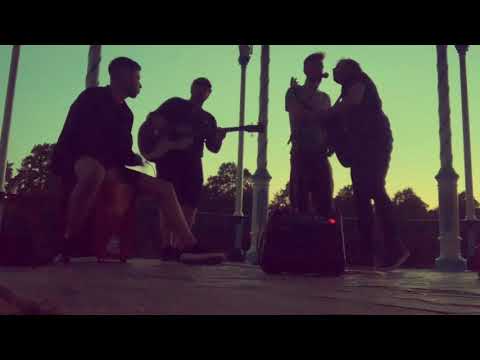 Fatboy Slim – Praise You (Lotus Motion Live Acoustic Jam Ft. Harmonica Harris)