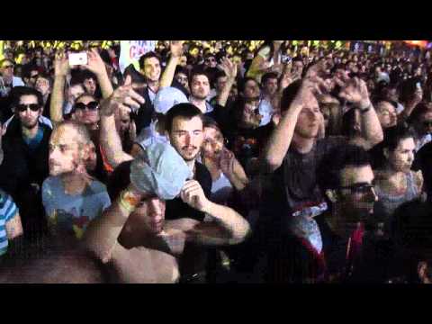 Fatboy Slim – Put Your Hands Up For Brasil (Live @ UMF Brasil, São Paulo, 06/11/2010)