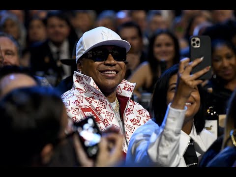 Hip-Hop Legends Pay Homage  To  LL COOL J and His Career At #RockHall2021