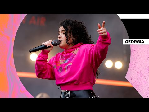 Georgia – So What (Radio 1’s Big Weekend 2023)