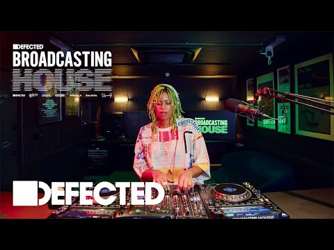 Aluna (Live from The Basement) – Defected Broadcasting House
