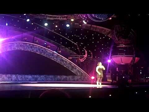 Jenna Owens – Sound Check Rehearsal Listen Beyonce Knowles