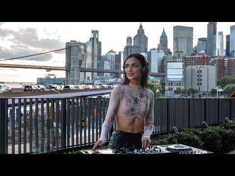 Korolova – Live @ New York, USA, 4K / Melodic Techno & Progressive House Mix
