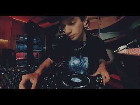 Maike Depas – Essential Mix Vol. 2