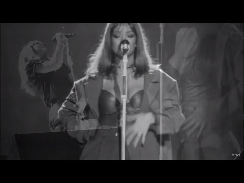 Rihanna – Love on the Brain