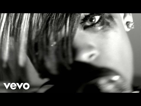 Rihanna – ROCKSTAR 101 ft. Slash