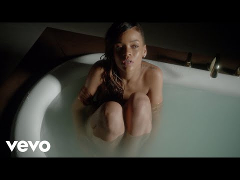 Rihanna – Stay ft. Mikky Ekko