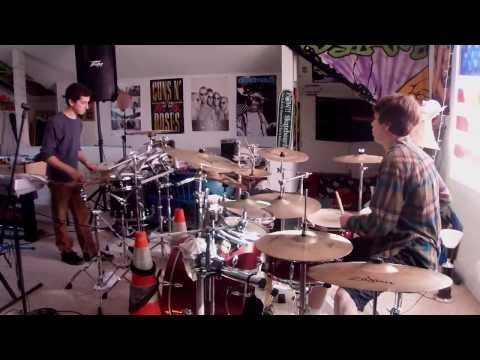 THE BUILDERS Present "A Walk into Timberland" (Music Duo Composition Solo)