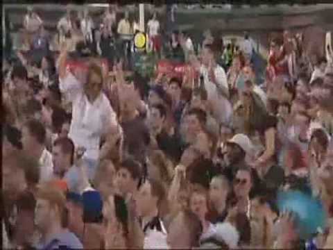YouTube – Fatboy Slim Gig At Brighton Beach 250000 People