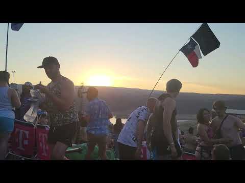 Andrew Bayer – Open End Resource (sunset at the Gorge)
