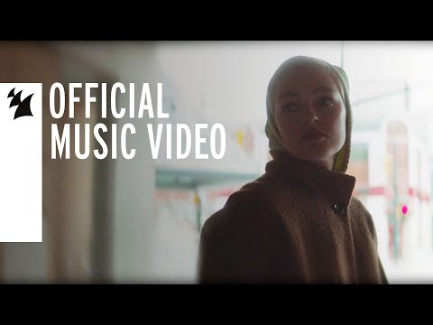 Andrew Rayel – Silver Lining (Official Music Video)