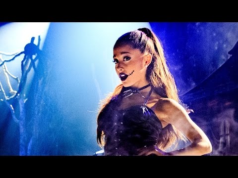 Ariana Grande Gets Phone Thrown At Her & First "Focus" Performance