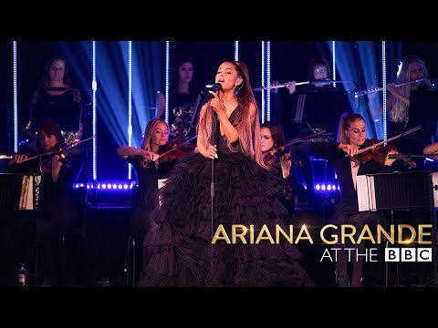 Ariana Grande – God is a Woman (Ariana Grande At The BBC)