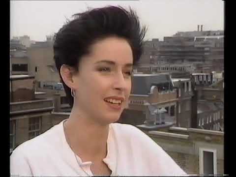 Bananarama – Three's Company (1988 BBC Documentary)