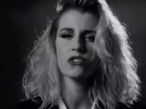 Bananarama : Trick Of The Night (UK Version) (PWL Remix) (Video).