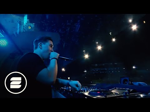 Cascada – Everytime We Touch (Hardwell & Maurice West Remix) taken from Tomorrowland