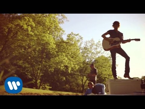 Chris Janson – "Buy Me A Boat" (Official Video)