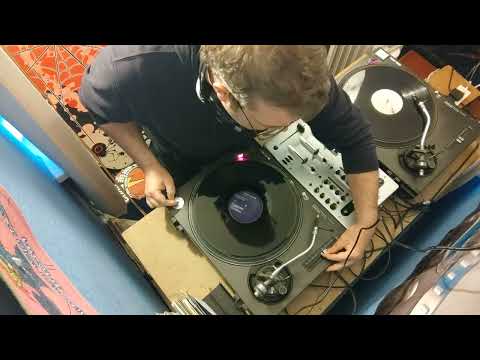Classic trance into hard dance and hard house