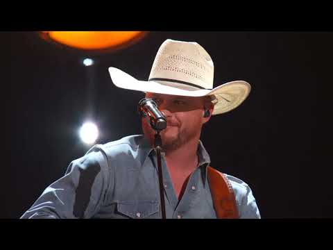 Cody Johnson – Mamas Don't Let Your Babies grow up to be Cowboys (Live at the 58th ACM Awards)