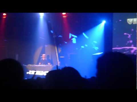 Dash Berlin – Sun & Moon @ Kaohsiung , Taiwan (2011.08.20)