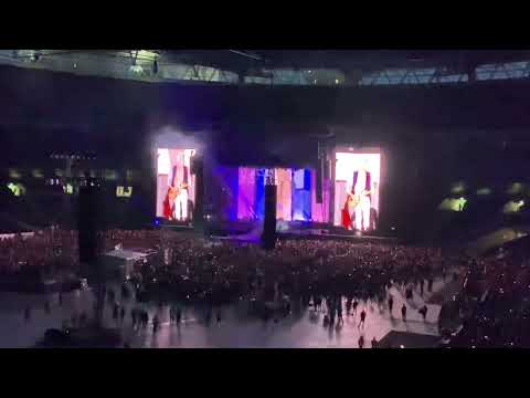 Def Leppard – Pour Some Sugar On Me – Live at Wembley – 01.07.2023.