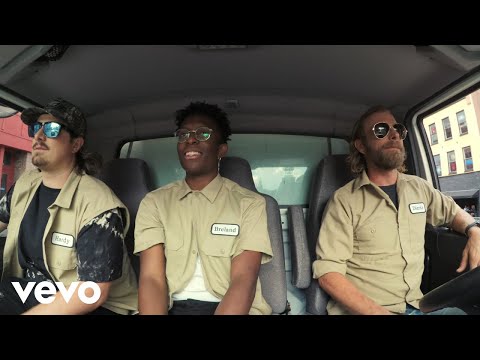 Dierks Bentley – Beers On Me (Official Music Video) ft. BRELAND, HARDY