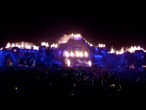 Dimitri Vegas & Like Mike – Live At Tomorrowland 2013 Mainstage (FULL SET HD)