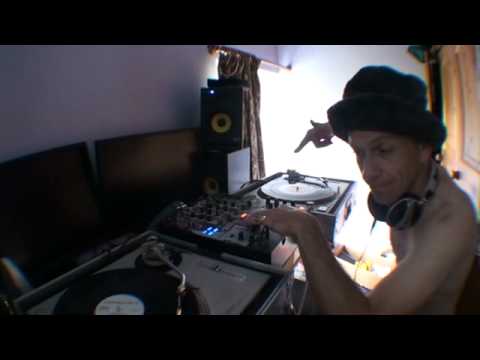 DJ Tutorial on Mixing Trance