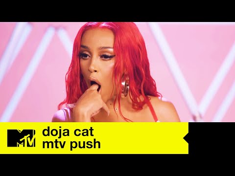 Doja Cat Chats Lip Gloss, Fortnite & Dating Deal Breakers | MTV Push