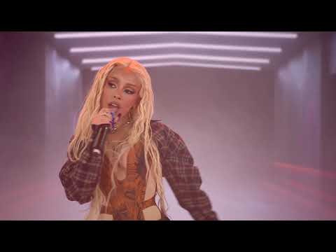 Doja Cat – Hot Pink Sessions: Streets (Look 1)