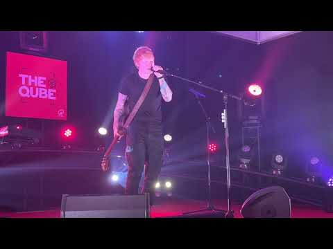Ed Sheeran – Bad Habits LIVE in Amsterdam at The Cube Q-Music 4K 05/10/2021