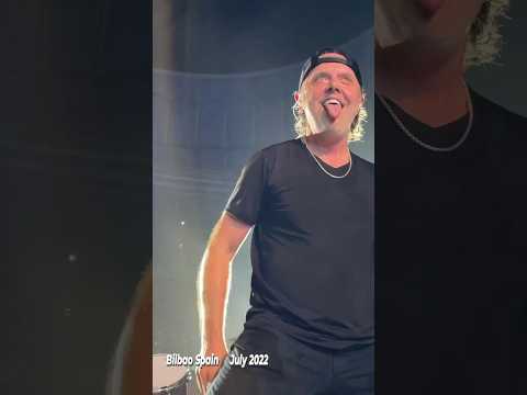 Enter Sandman From the Snakepit Right Behind Lars (Bilbao 2022) #metallica #larsulrich #entersandman