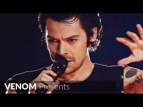 Harry Styles – Hopelessly Devoted To You (Cover) (Harryween 2022 Live) 4K