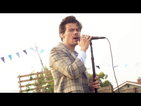 Harry Styles – Watermelon Sugar Live At iHeartRadio Jingle Ball 2020 (Best Quality)