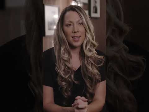 Colbie Caillat Backstage at Opry!