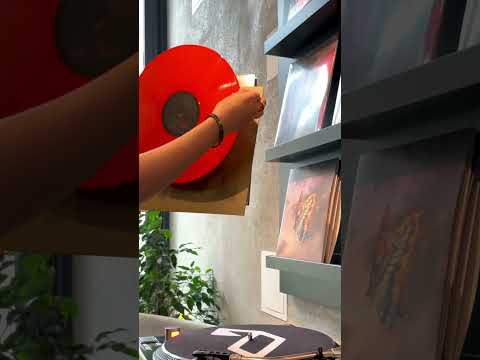 Brighten up your vinyl collection…💚🧡 #Anjunadeep #Shorts