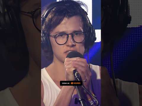 ‘daylight’ in the live lounge…UNREAL 🤯 #davidkushner #daylight #livelounge #radio1